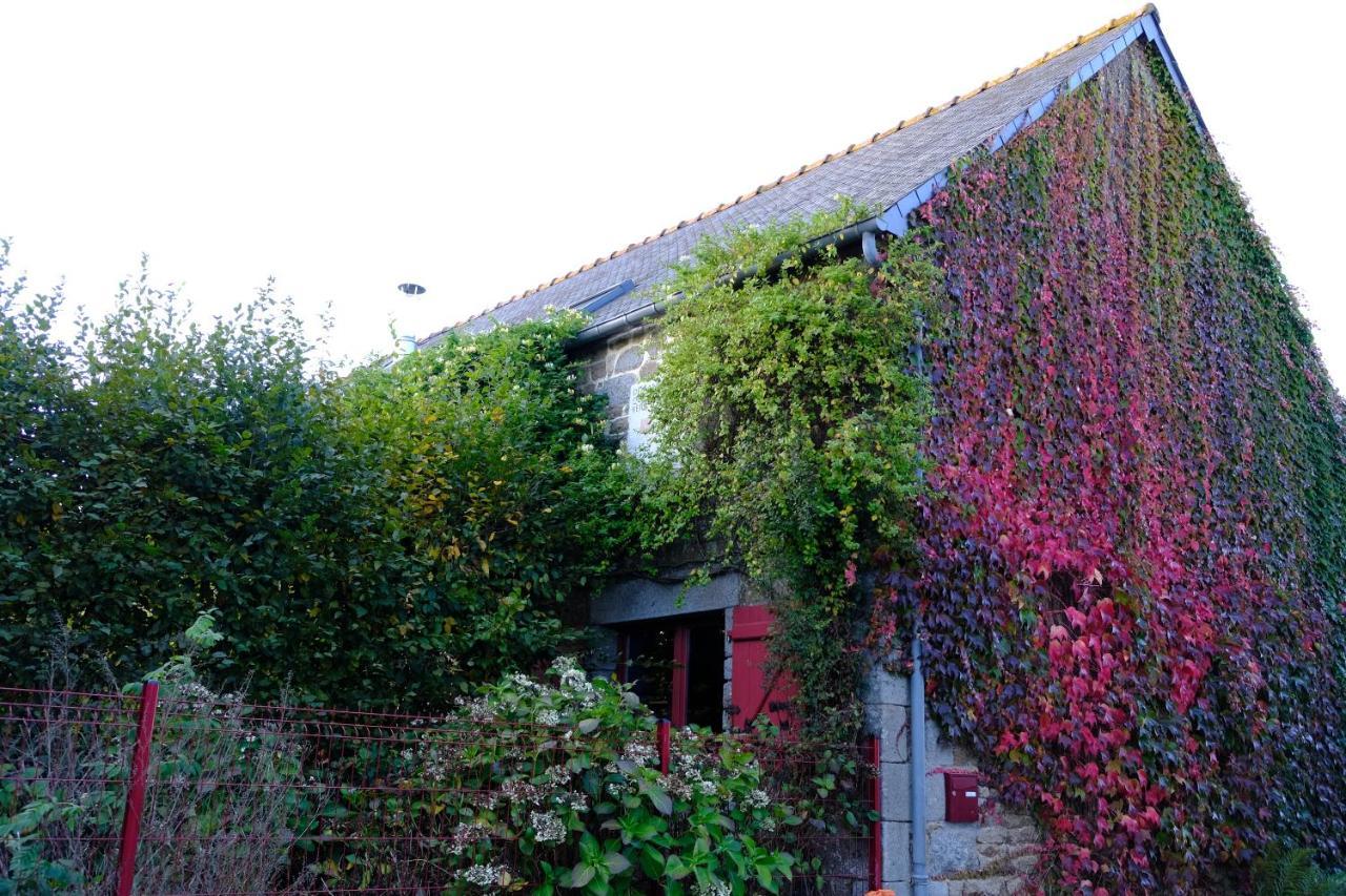 La Maison Jaune A La Janaie Паринье Экстерьер фото